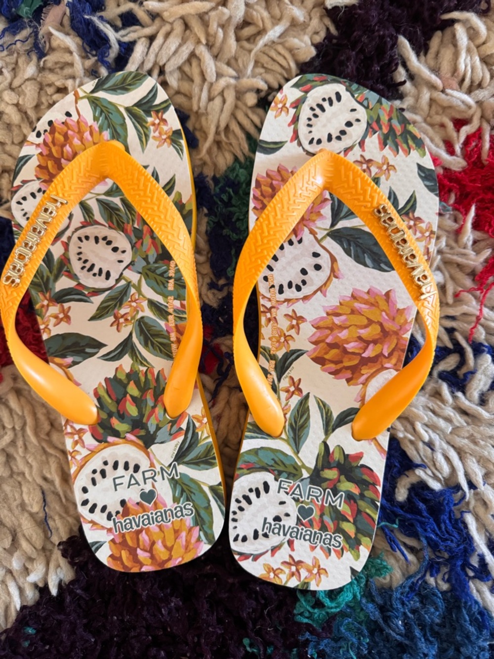 💛Havaianas FARM RIO Tropical Floral Flip Flops with Bright YELLOW Straps